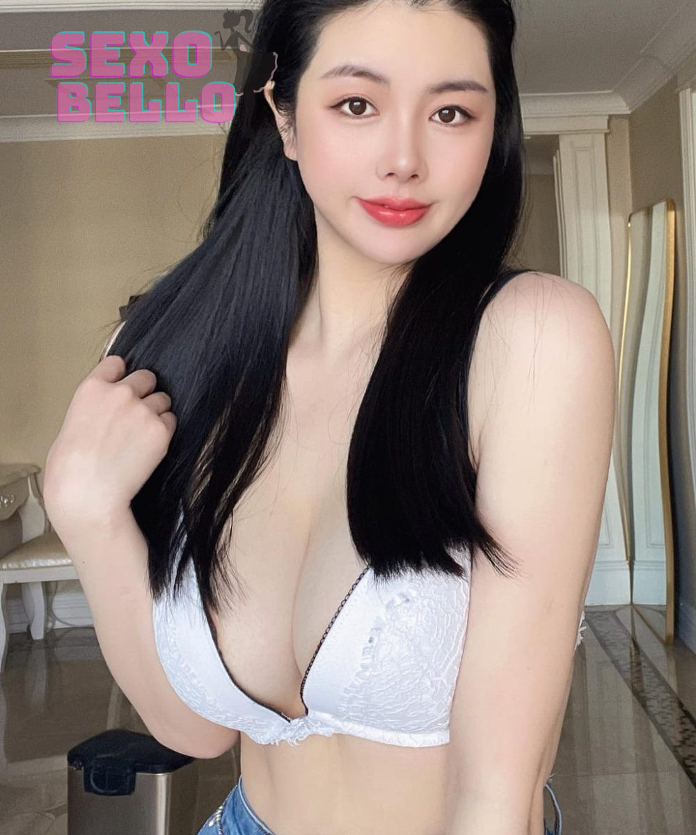 Ayako Escort Paris