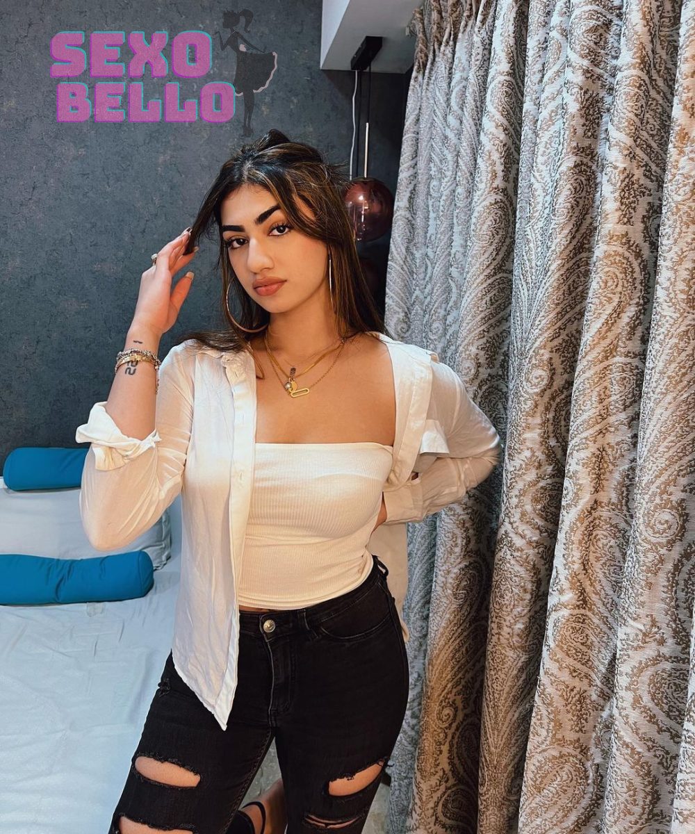 Tenter Priya Escort Paris