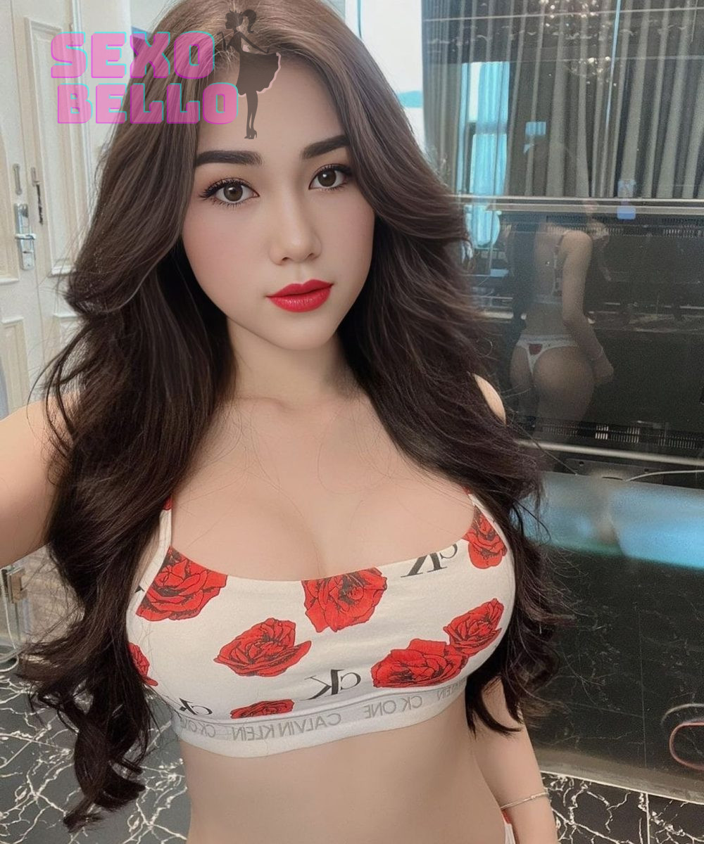 La séduisante Min-seo Escort Paris