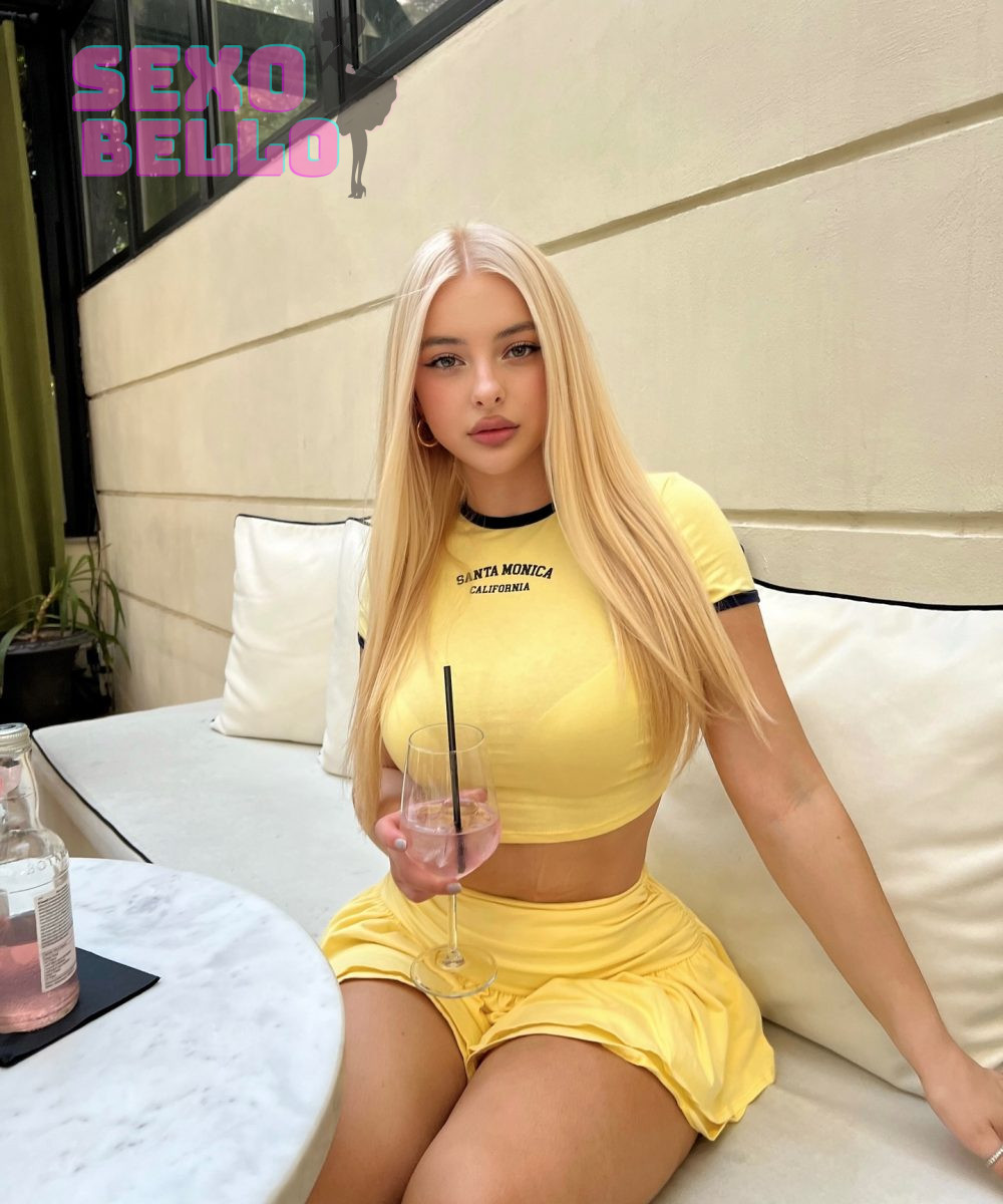 Graceful Nela Escort Paris