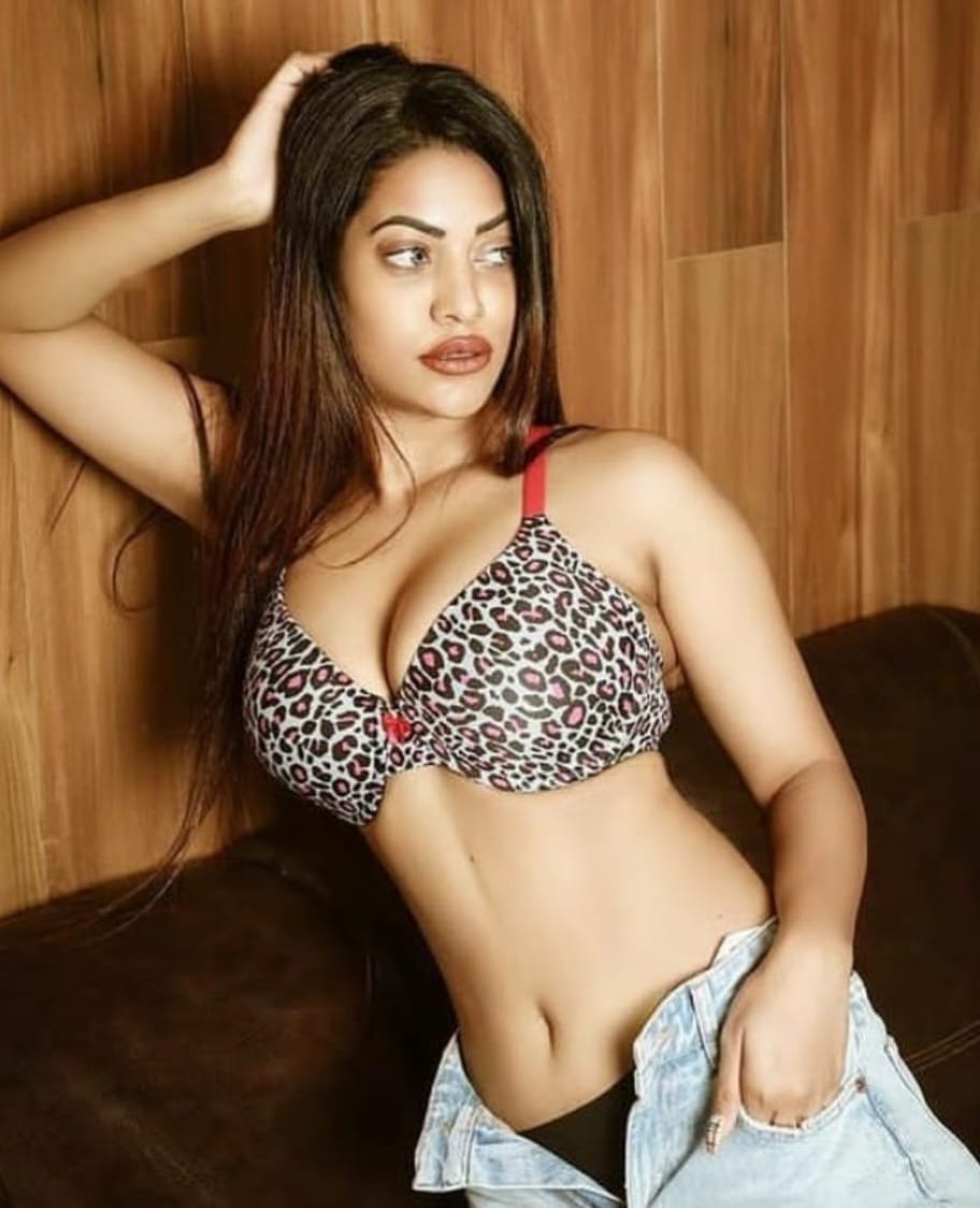 Radieuse Klara Escort Paris