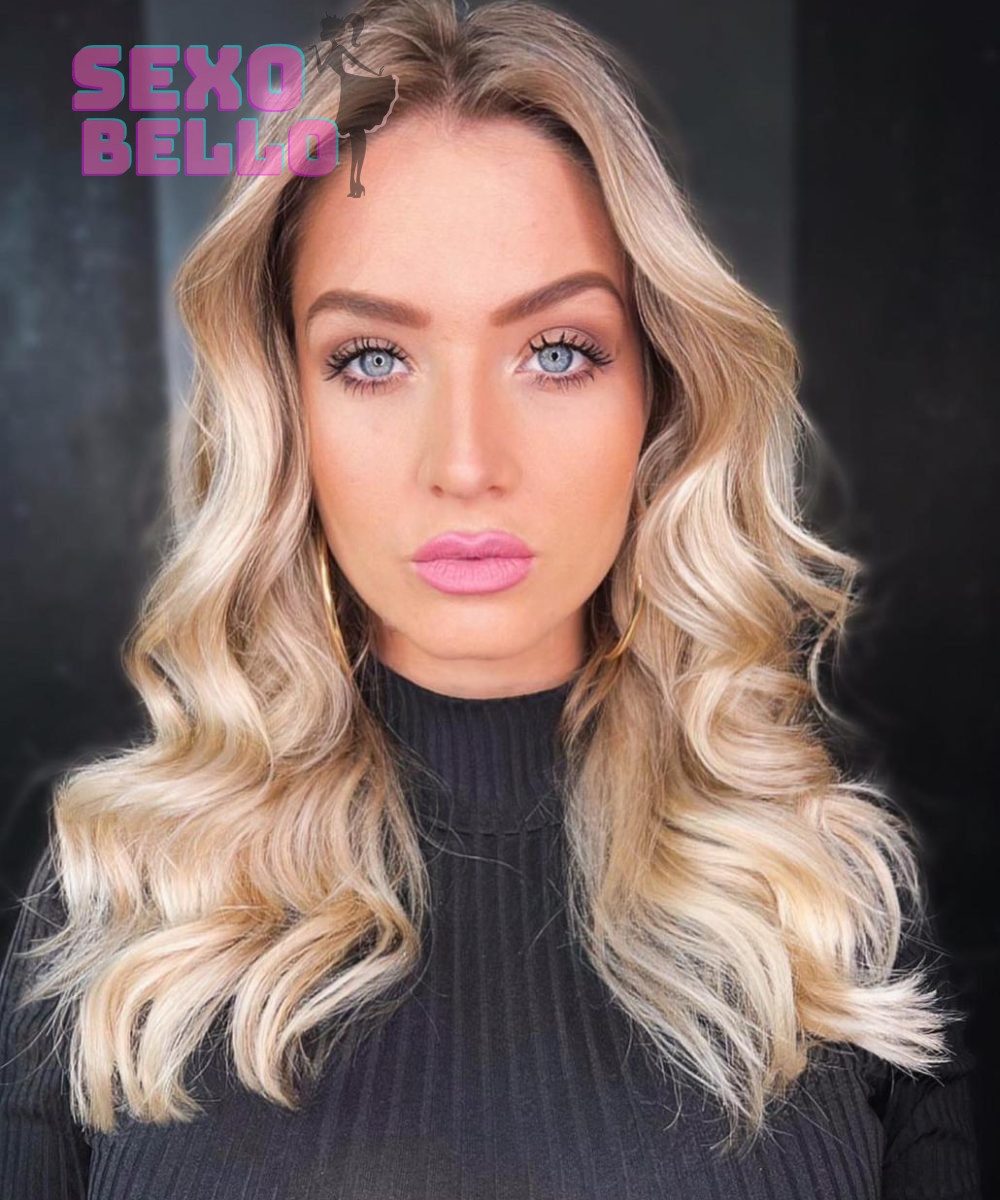 Chloé La Lumineuse Escort Paris