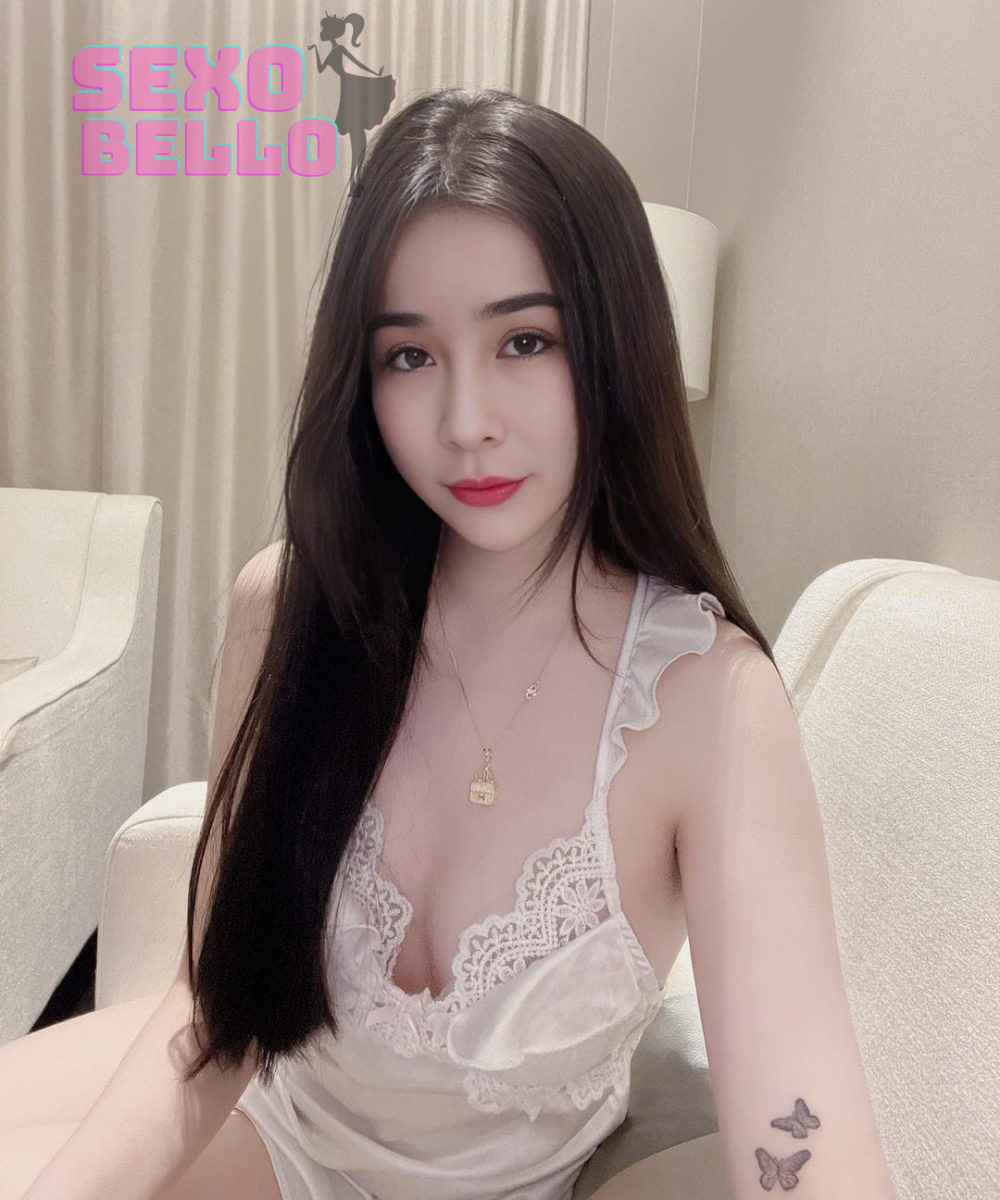 Sophisticated Ara Escort Paris