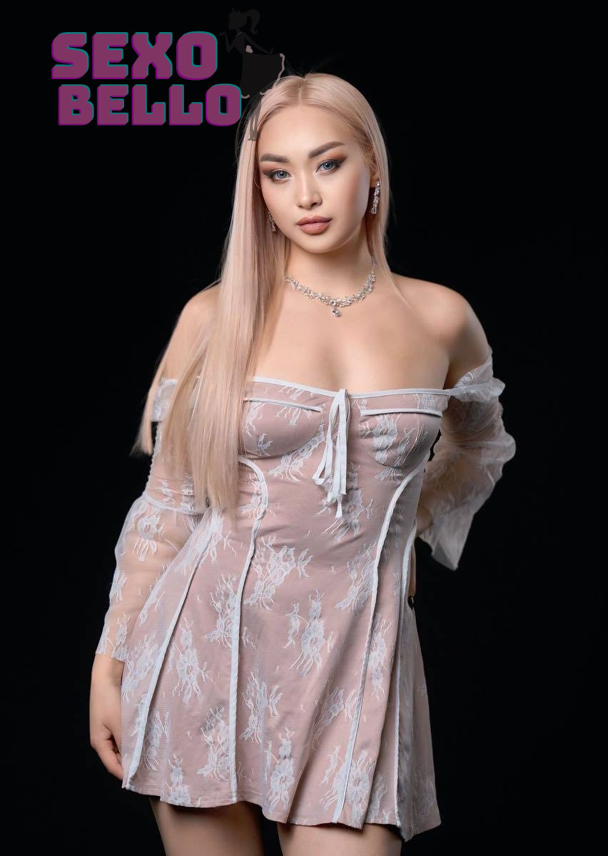 Glamorous Mei Escort Paris