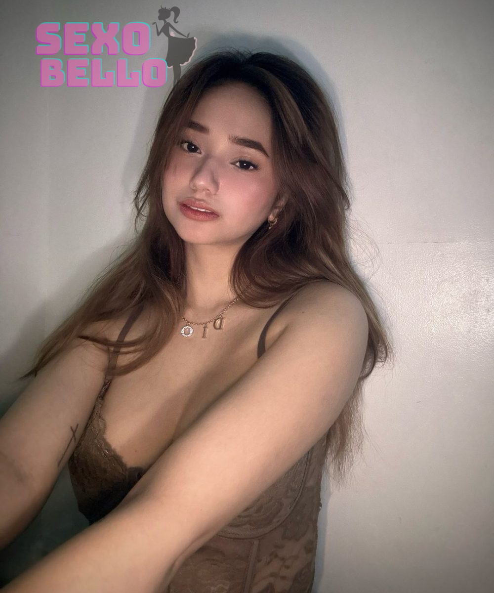 Charmante Yumi Escort Paris