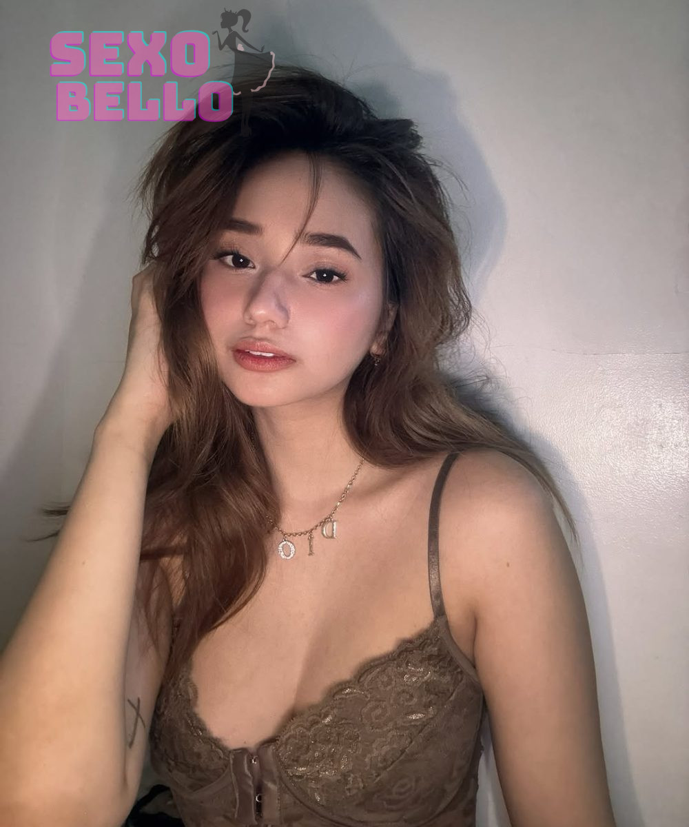 Charmante Yumi Escort Paris