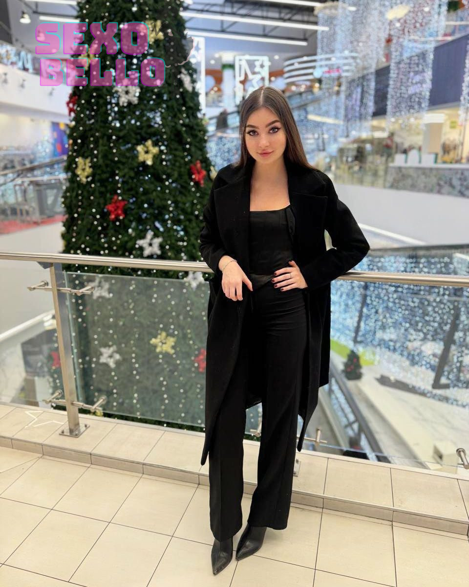 Loyal Nikol Escort Paris