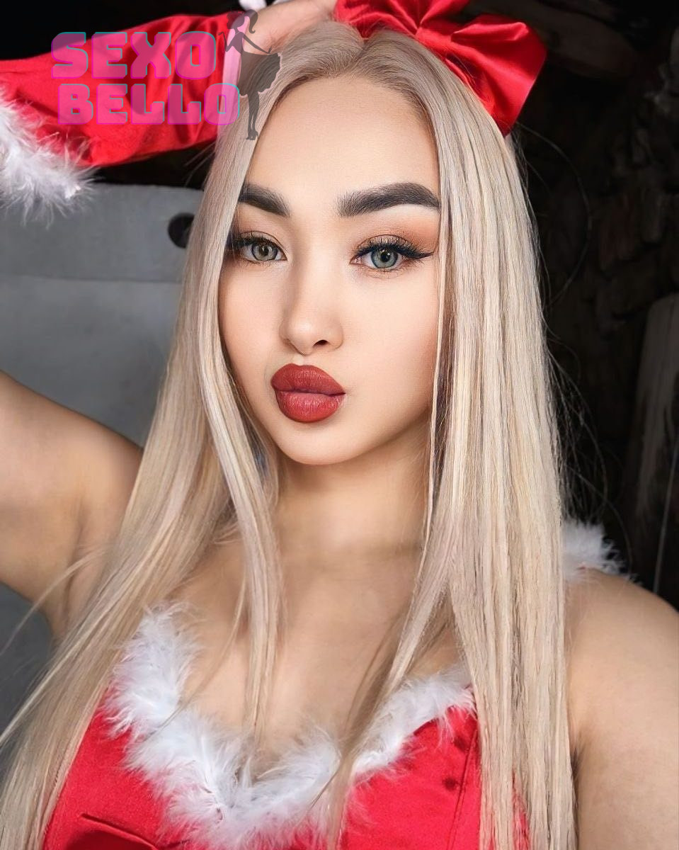 Glamorous Mei Escort Paris