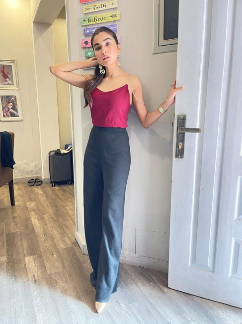 La mignonne Jana Escort Paris