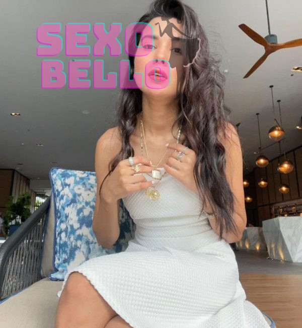 La mignonne Jana dans Paris | sexemodels.org