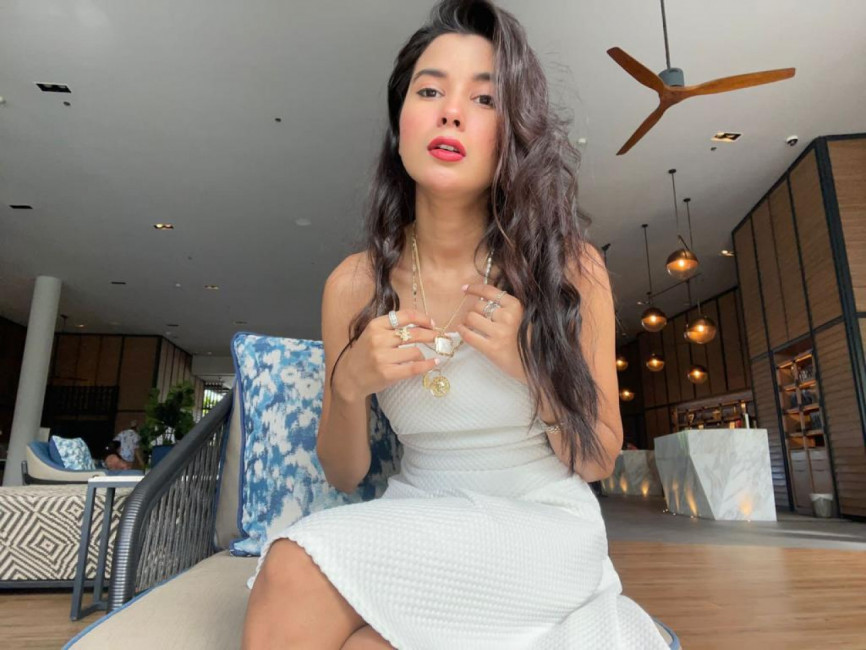 La mignonne Jana Escort Paris