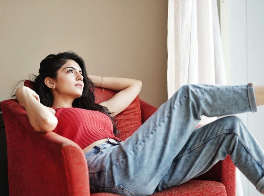 Pretty Anjali Escort Paris