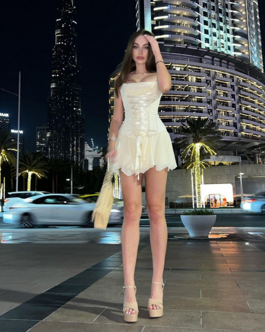 Belle Alba Escort Paris