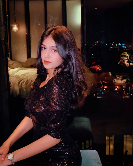 Ananya, semblable à un ange Escort Paris